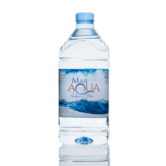 Este formato viene en un práctico envase de plástico de agua de mar hipertónica 2l, ligero y resistente, ideal para su manejo y uso diario.