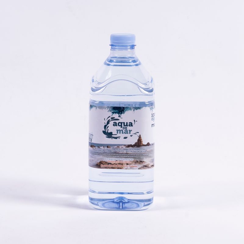 Agua Hipertónica 2 Litros pasa por un proceso de purificación en 4 etapas de filtrado y un tratamiento con luz ultravioleta, eliminando todas las impurezas.