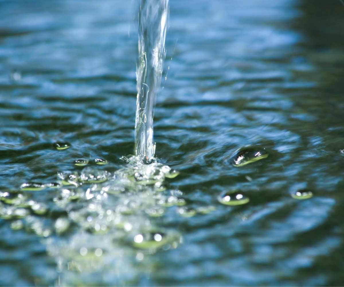 Agua de mar vs agua de manantial